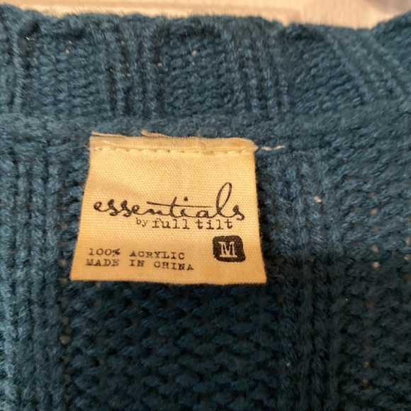 Sweater - Picture 2 of 2